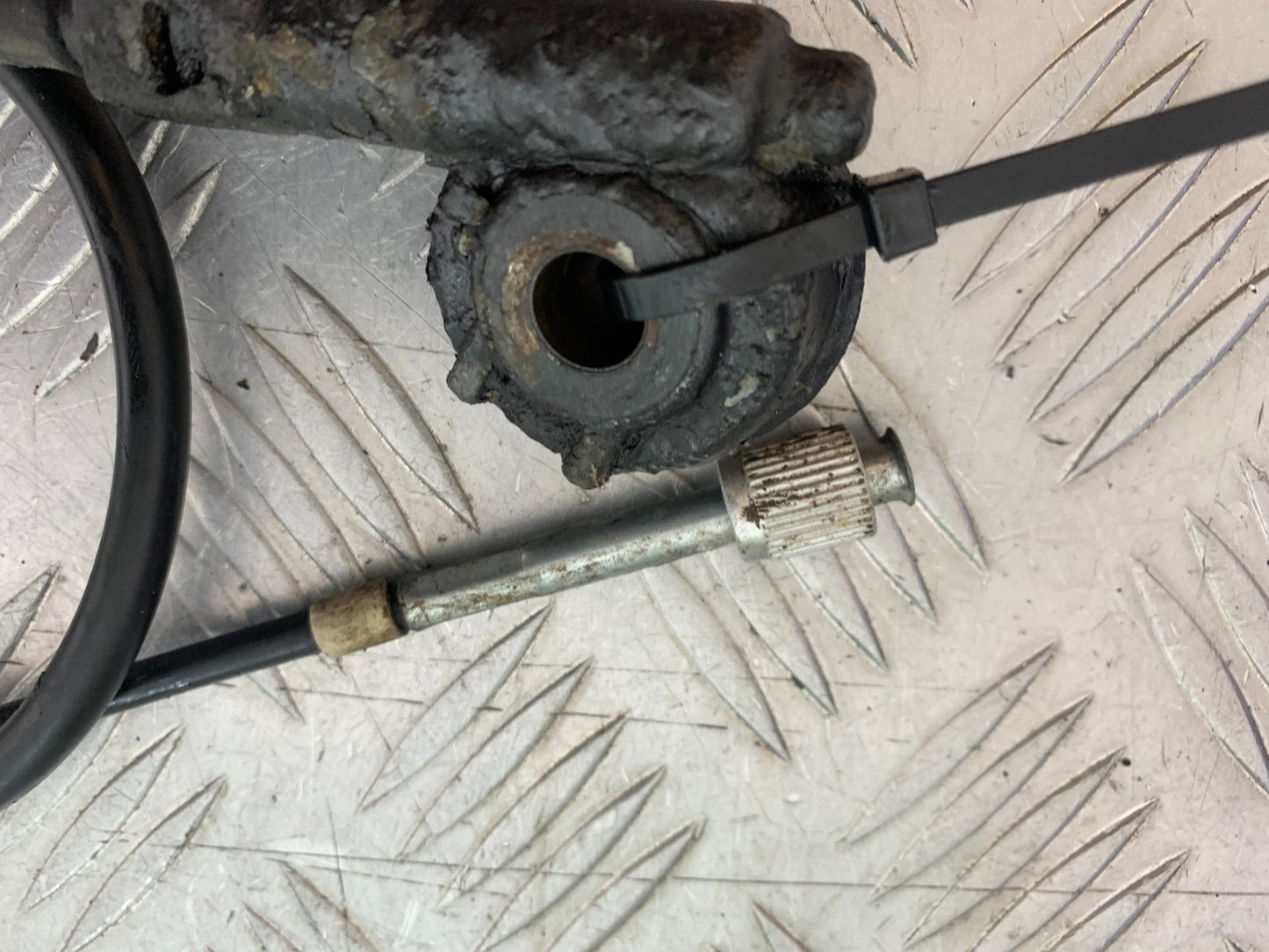 HONDA CBF125 CBF 125 SPEEDO DRIVE AND CABLE   YEAR 2009-14 (CMB1182)