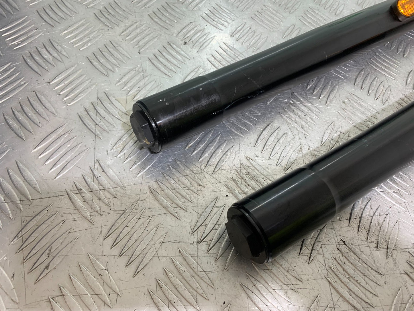 TRIUMPH TRIDENT 660 FORKS YEAR 2021-2024 (CMB1295)