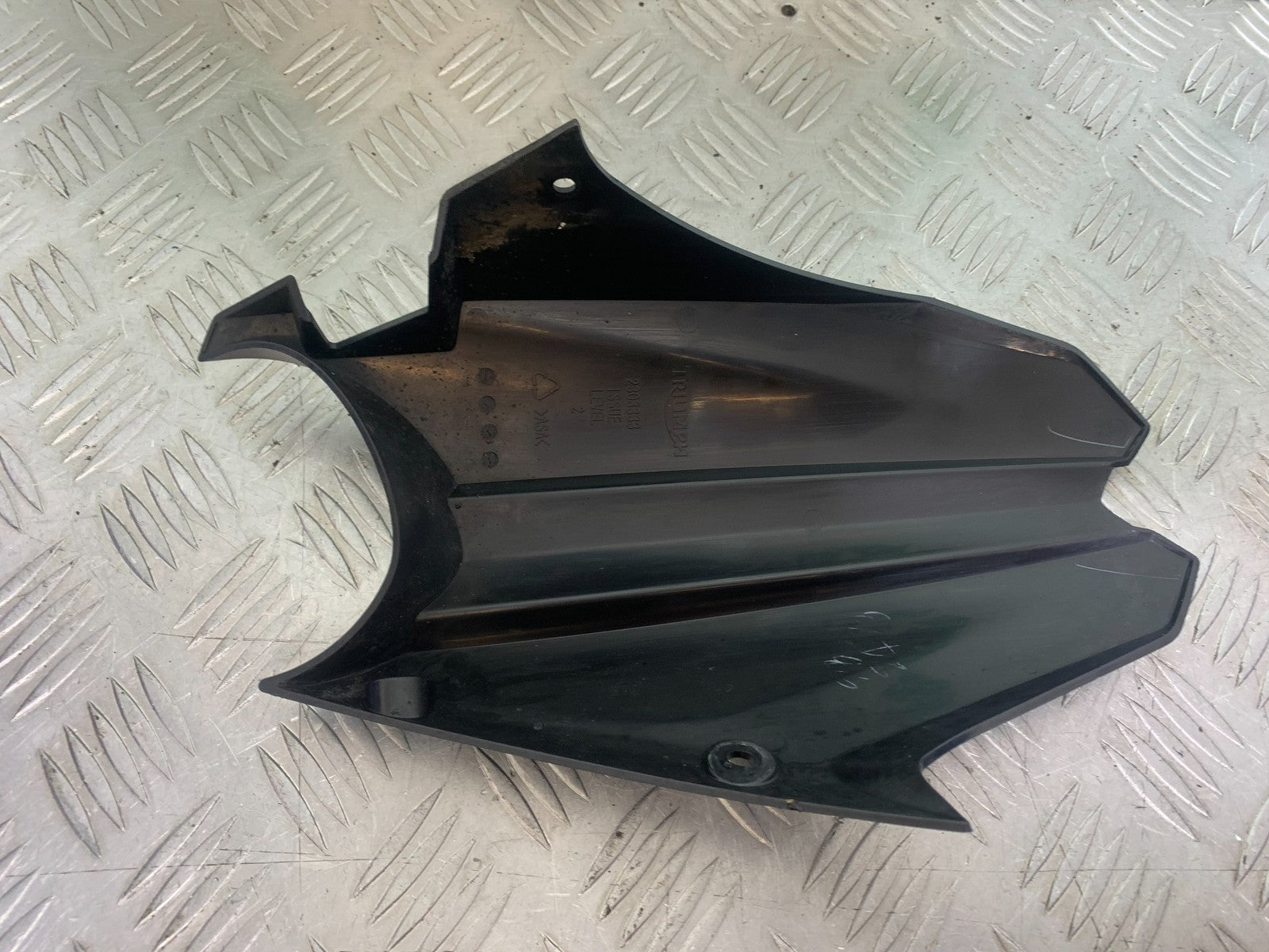 TRIUMPH 675 STREET TRIPLE HUGGER  2013-2016 (CMB1186)