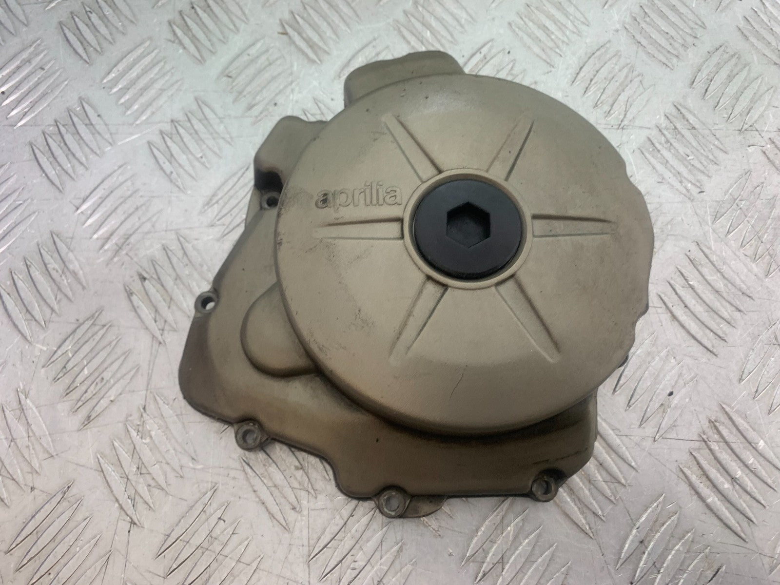 APRILIA SL750 SL 750 SHIVER GENERATOR COVER  YEAR 2008-2016 (CMB1242)