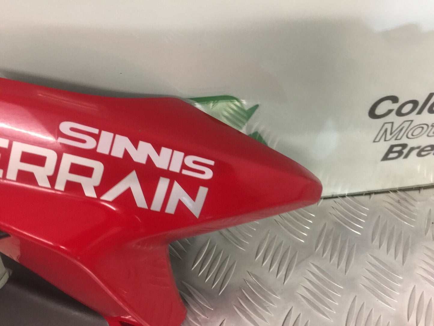 SINNIS TERRAIN 125 LEFT TANK COWL YEAR 2020 (STOCK 921)