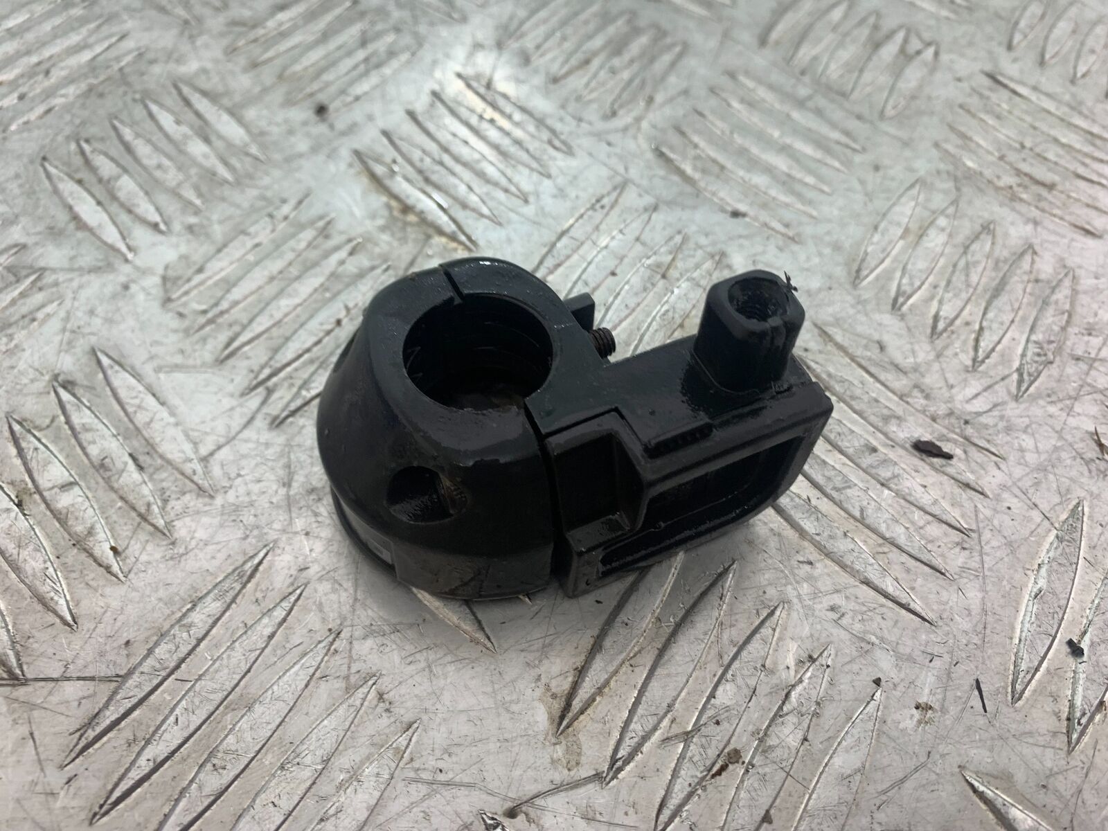 YAMAHA XT125 X XT 125 X THROTTLE HOUSING  2005-2011 (CMB1097)