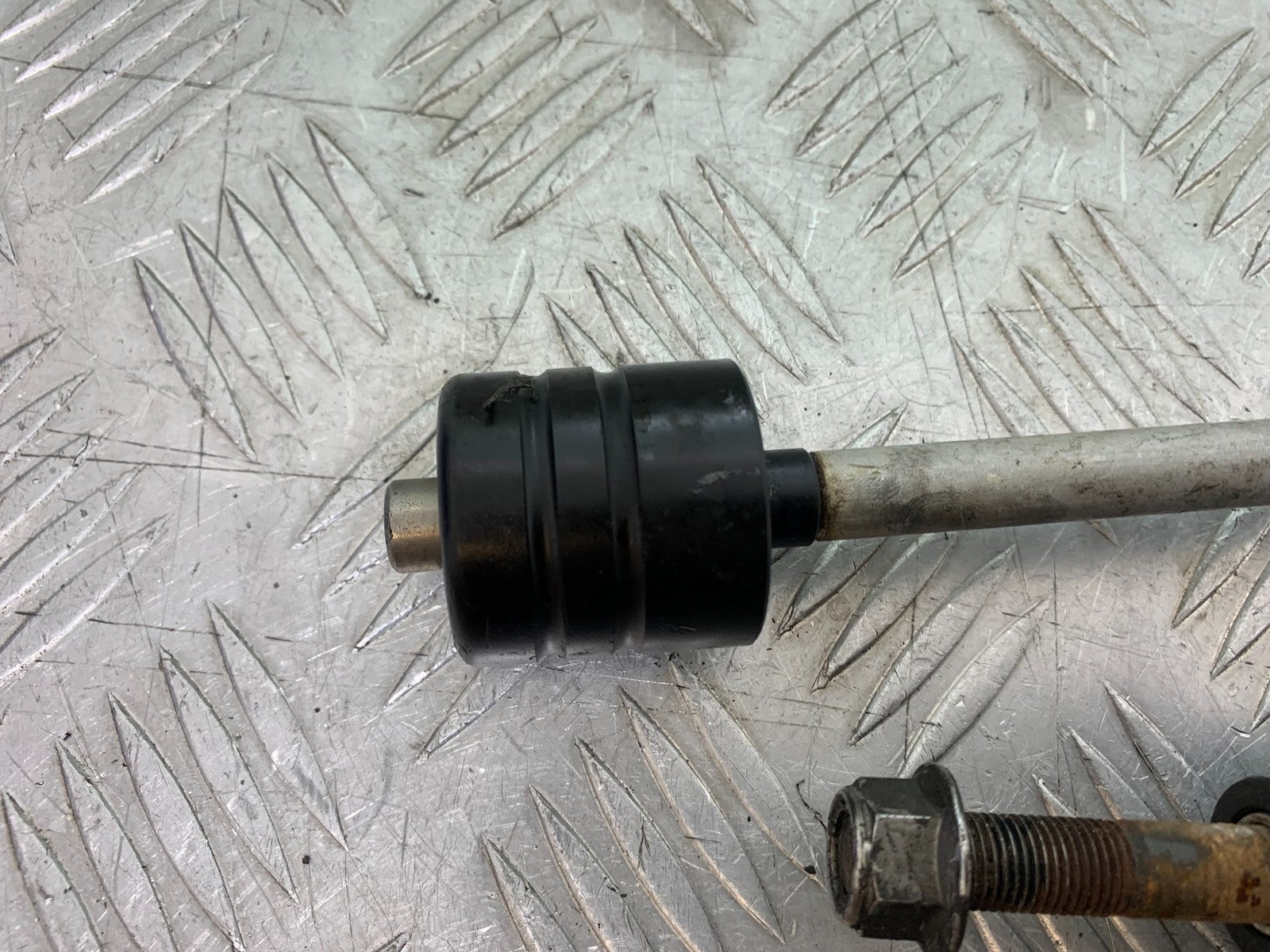 TRIUMPH SPEED TRIPLE R 1050 CRASH PROTECTORS   2009 (CMB1183)