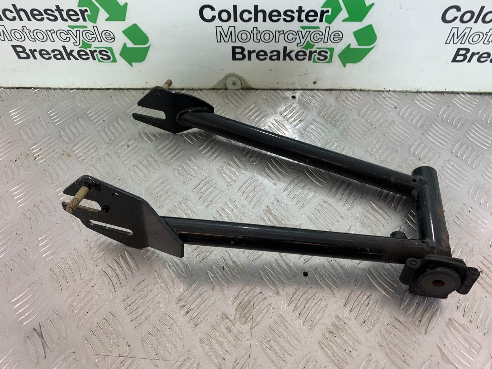 ROYAL ENFIELD BULLET 500 EFI SWINGARM  YEAR 2008 - 2016 (CMB1153)