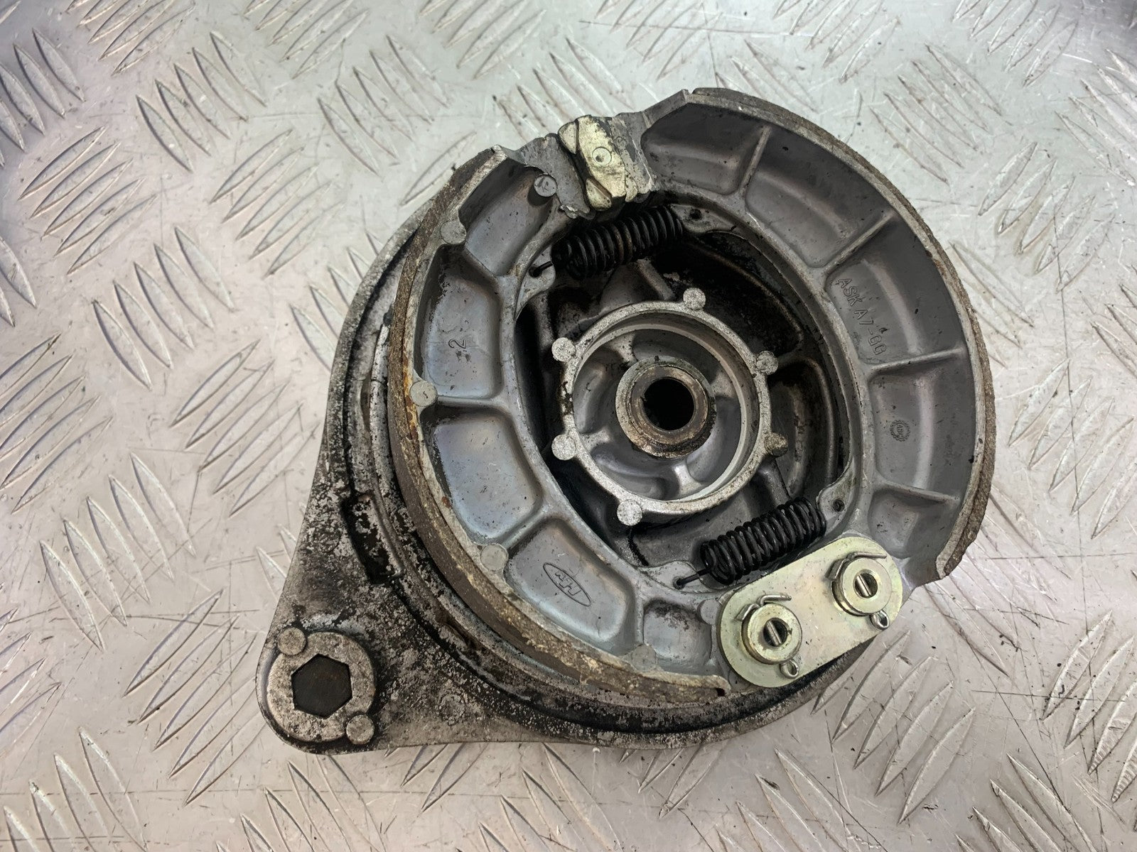 HONDA GL500 GL 500 SILVERWING REAR BRAKE HUB   YEAR 1981-82  (CMB1168)