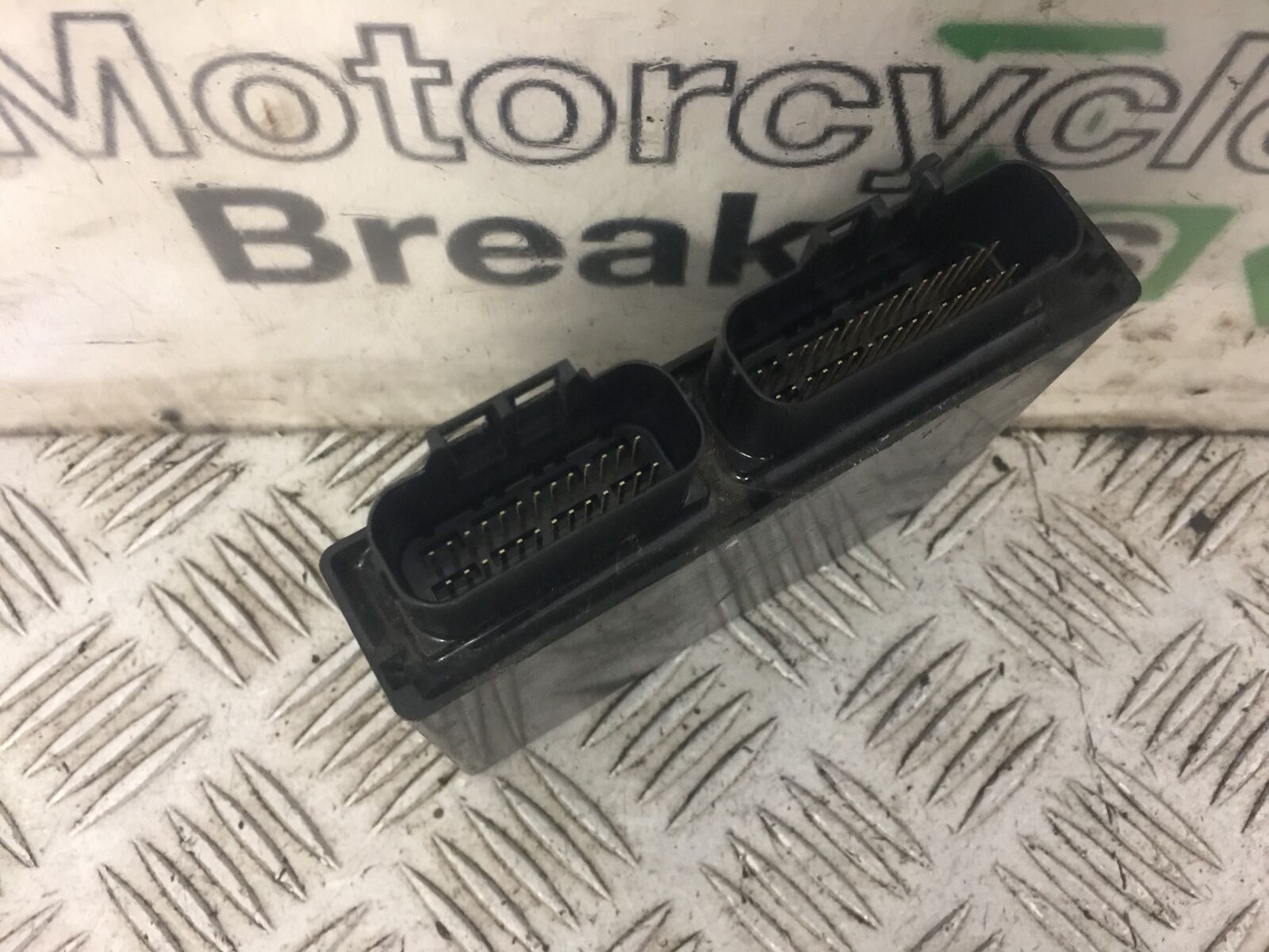 SUZUKI GSF1250 ECU  YEAR 2012-2014 (STOCK 650)