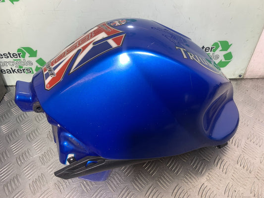 TRIUMPH 1050 SPRINT ST PETROL TANK  2004-2007 (CMB1197)