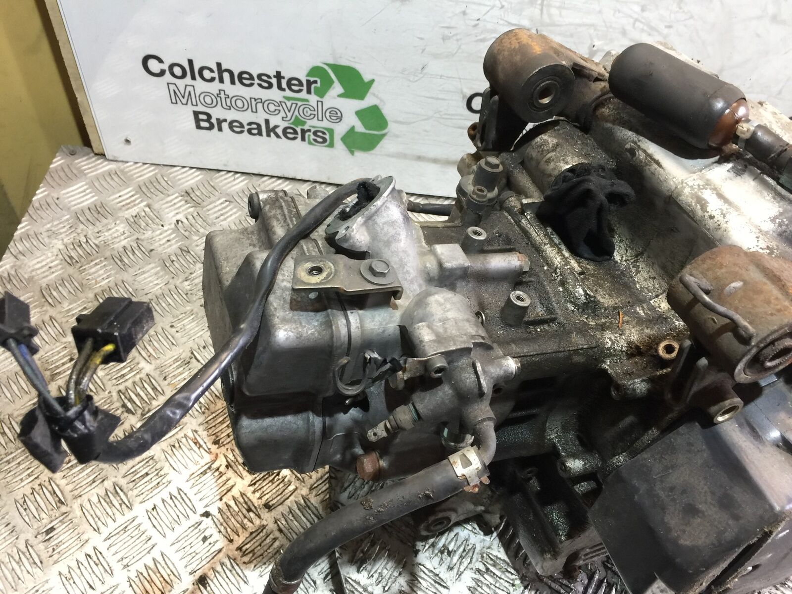 SUZUKI AN 250 BURGMAN ENGINE  YEAR 1999  (STOCK 881)