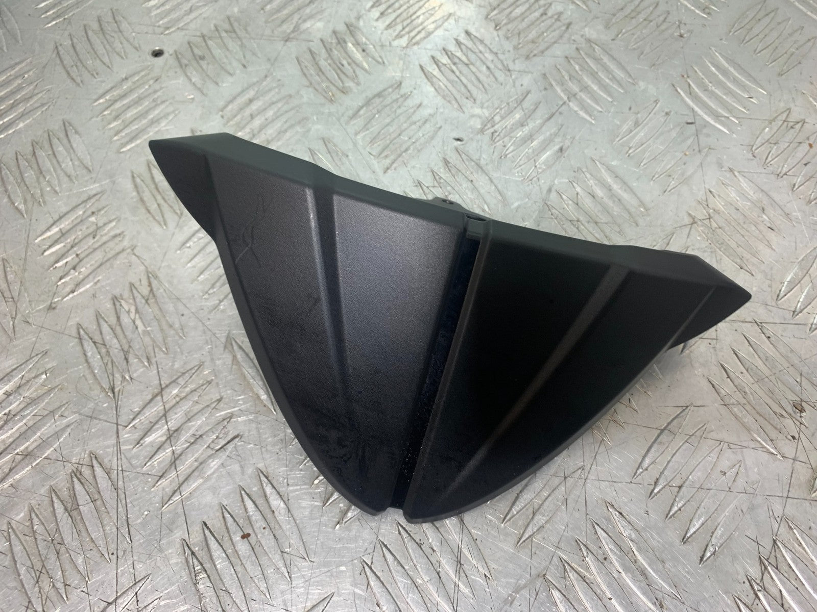 DUCATI 1198 S CLOCK MOUNT PANEL  YEAR 2009-2011 (CMB1219)