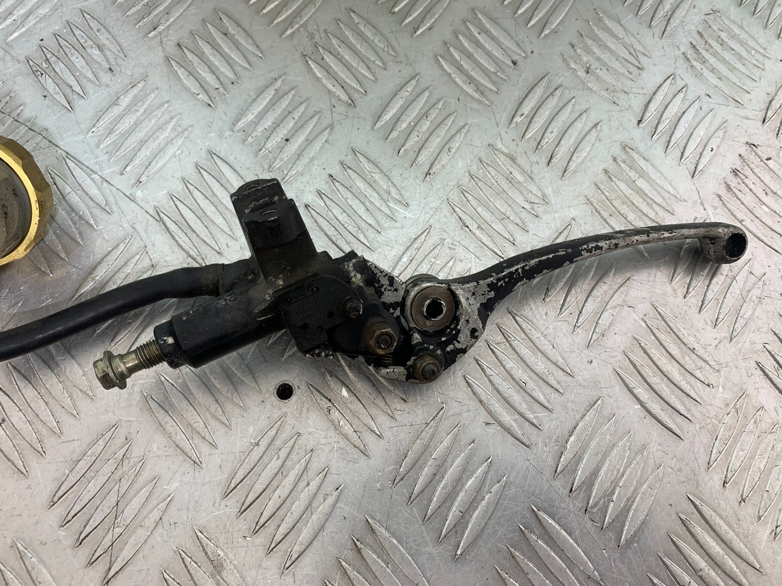 TRIUMPH T509 SPEED TRIPLE FRONT MASTER CYLINDER YEAR 1997-1998 (CMB1144)