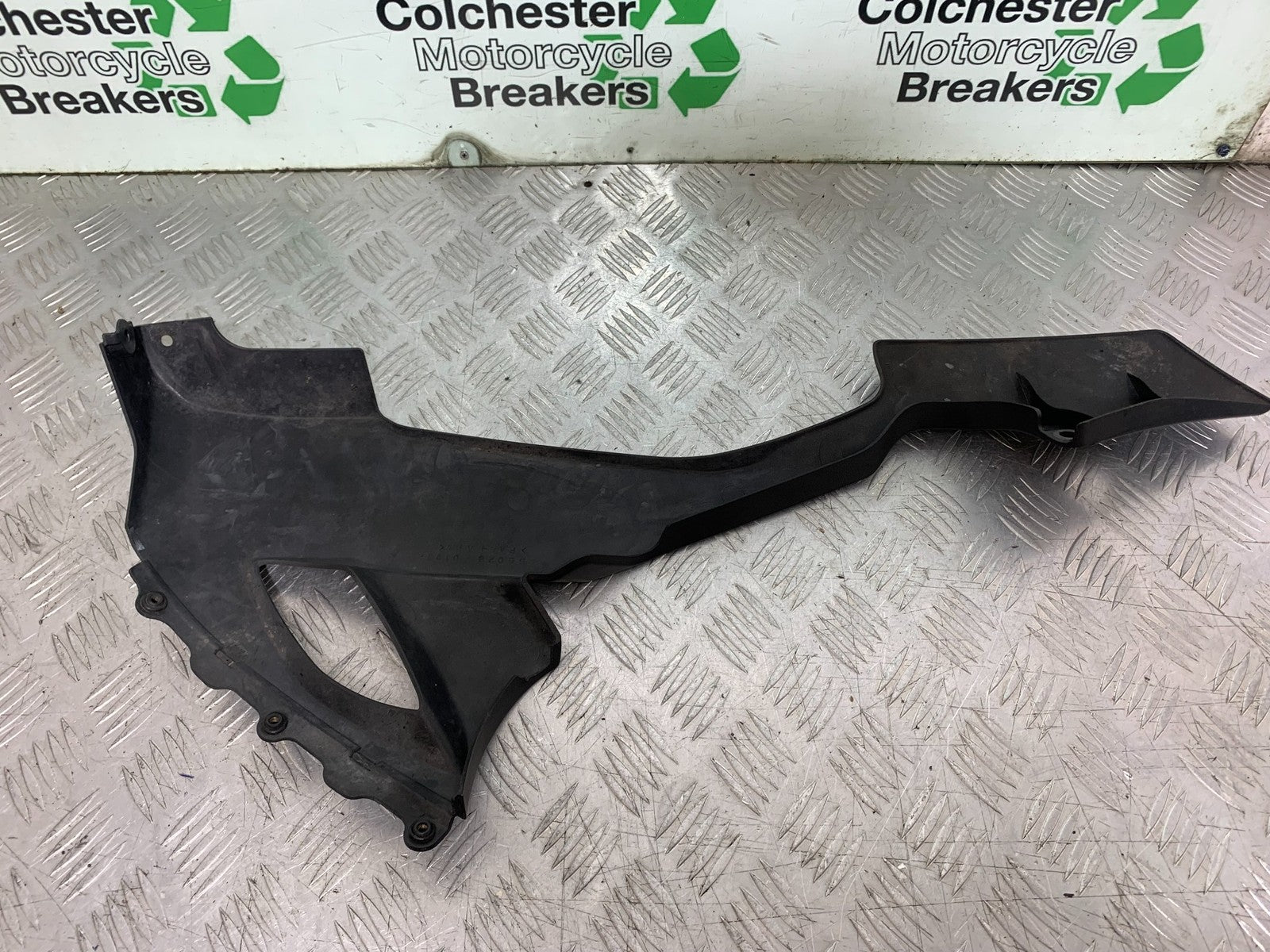 KAWASAKI ZX10R ZX10 R LEFT BELLYPAN   2008-2010 (CMB1301)