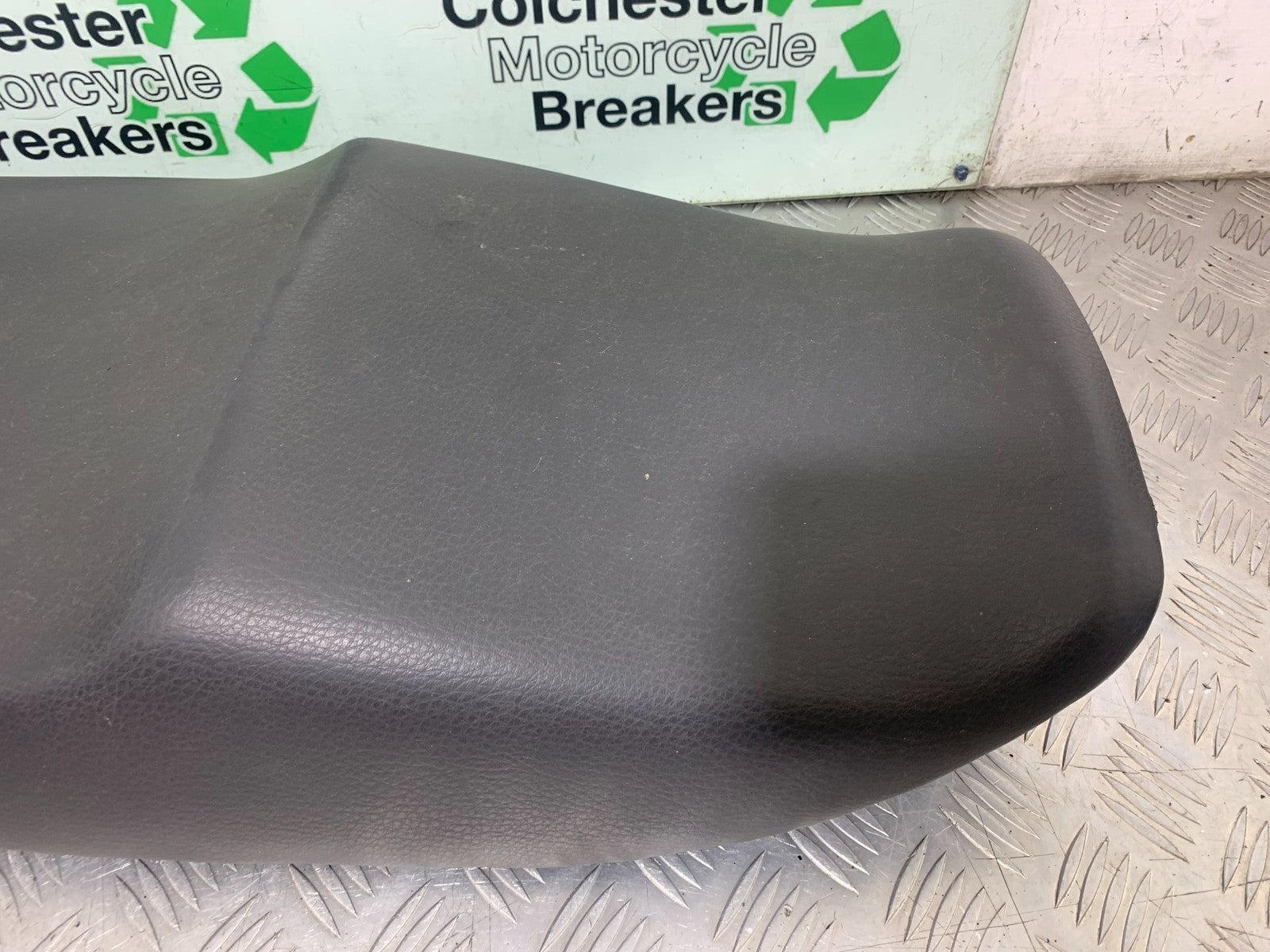 HONDA ST1100 PAN EUROPEAN SEAT  YEAR 1993-2001 (CMB1195)