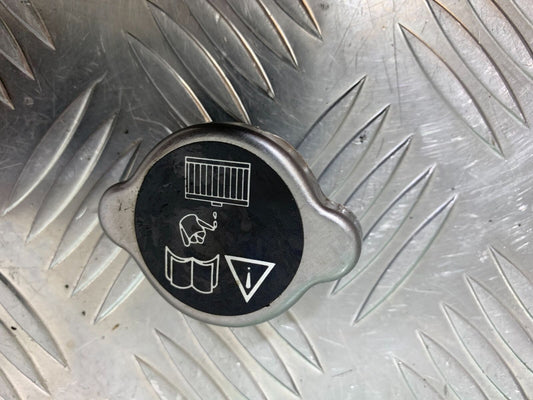 TRIUMPH TIGER 800 XC RADIATOR CAP   YEAR 2011-2014 (CMB1022)