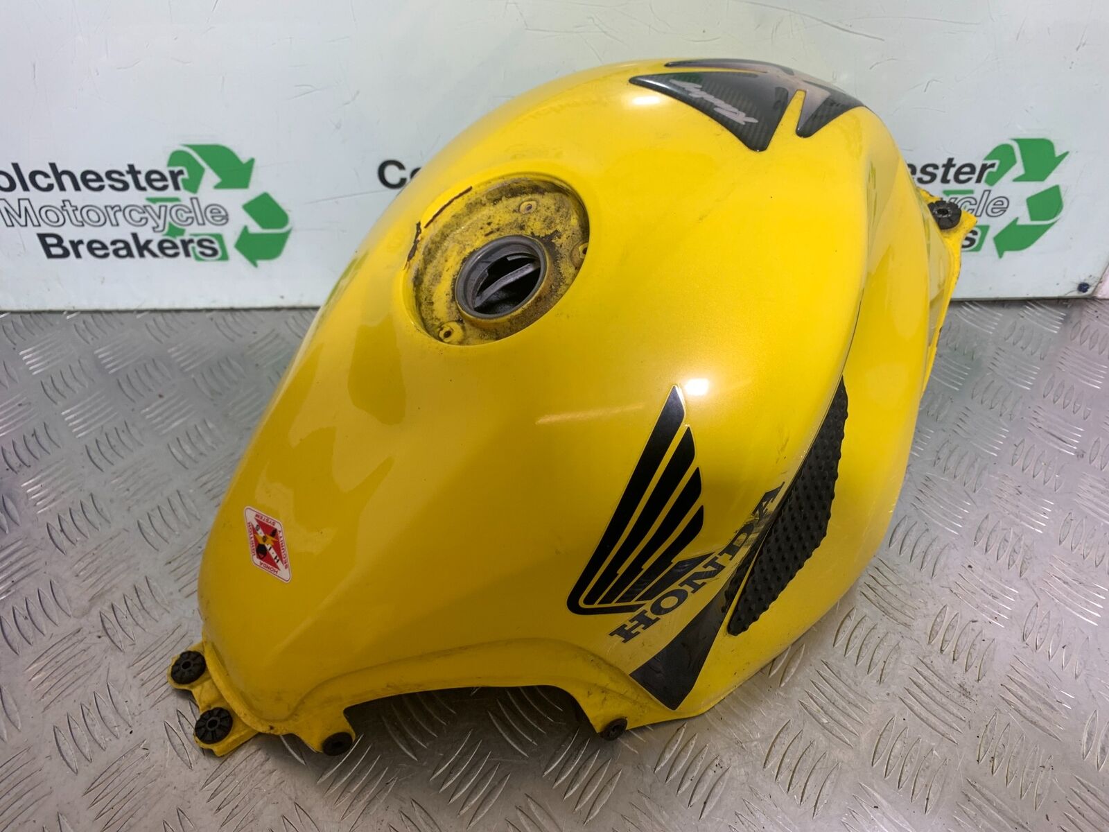 HONDA CBR600 CBR 600 F PETROL TANK  YEAR 2000-2003(CMB1091)