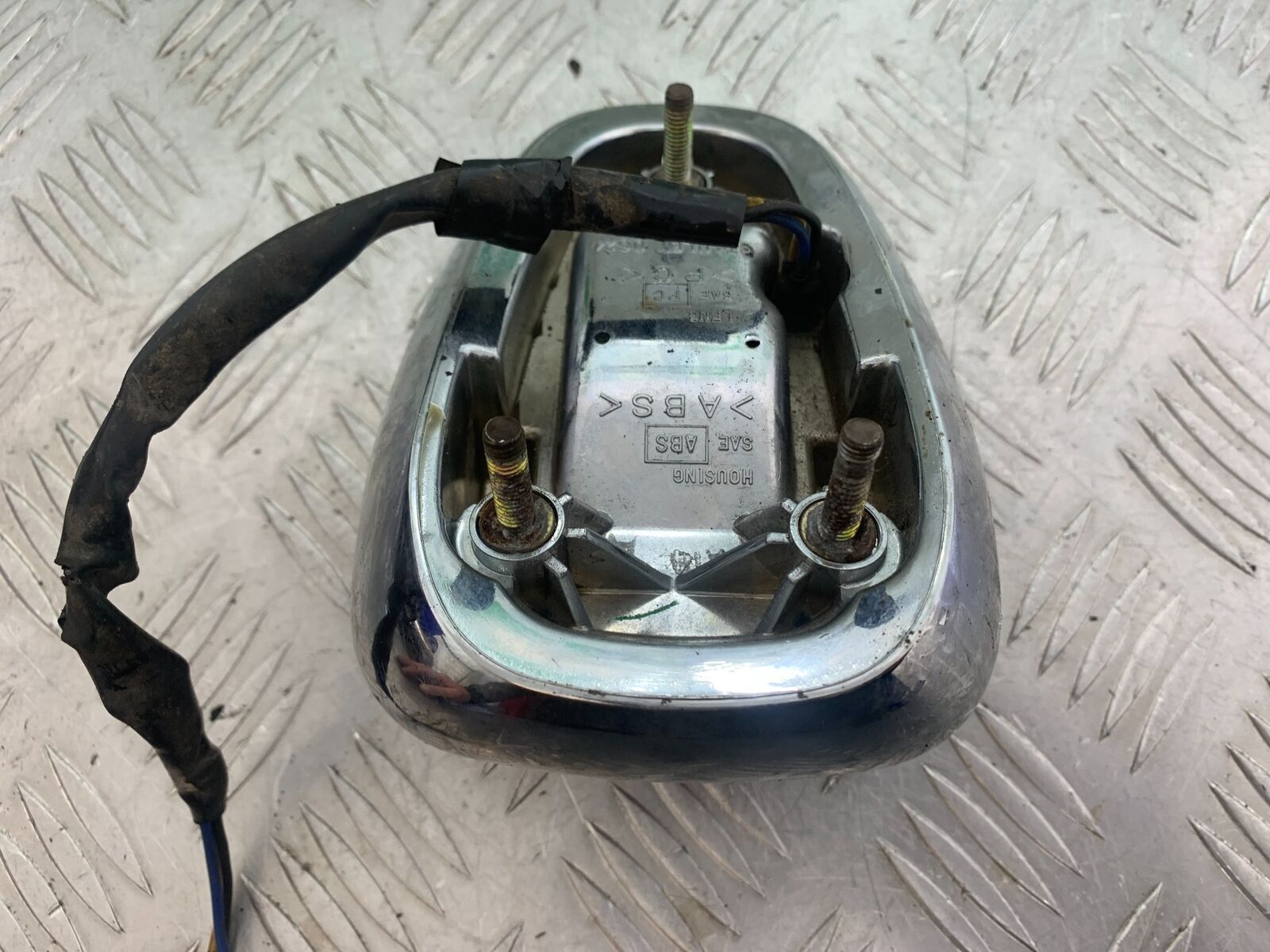 YAMAHA XVS 1100 DRAGSTAR REAR LIGHT  YEAR 2000-2007 (CMB1108)