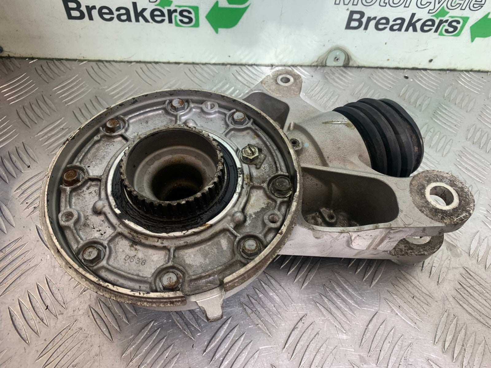 KAWASAKI GTR1400 GTR 1400 REAR DIFF   YEAR 2007-2009 (CMB1174)