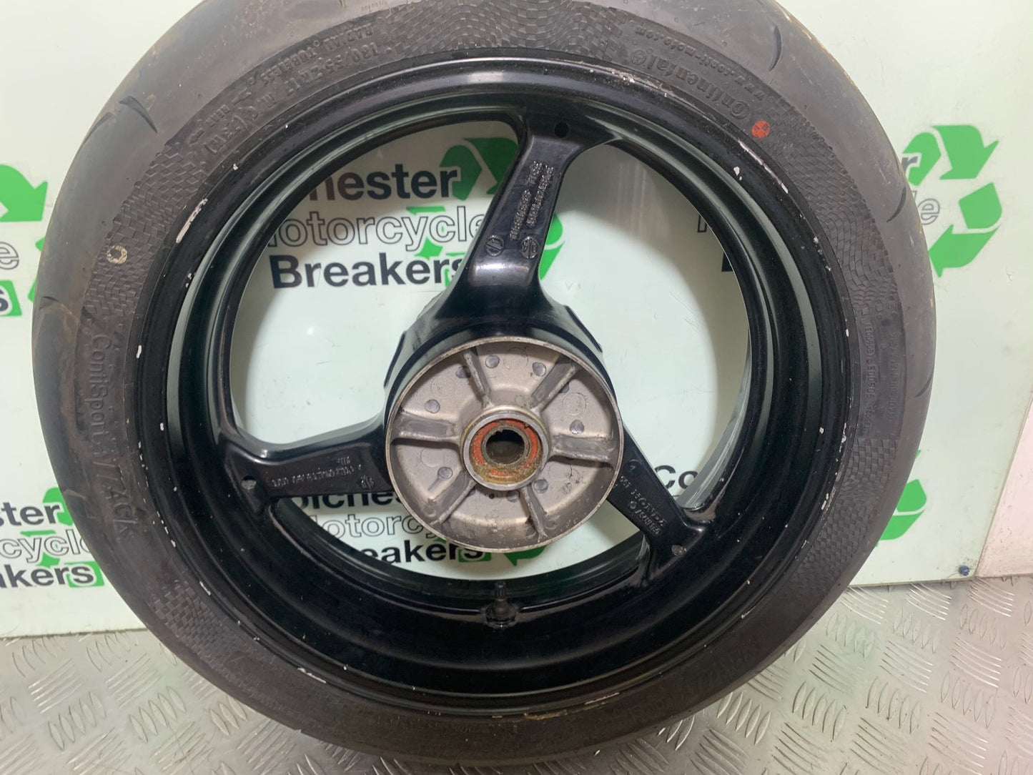HONDA CBR600 CBR 600 RR REAR WHEEL  YEAR 2003-2004 CMB1173)