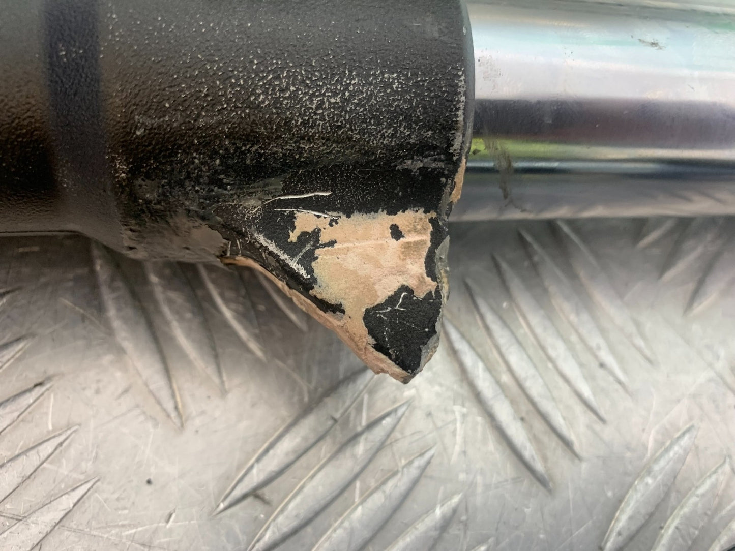 YAMAHA YZF R7 FORKS (DAMAGED) YEAR 2022-2025 (CMB1255)