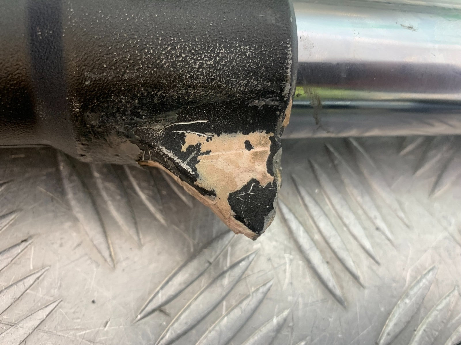 YAMAHA YZF R7 FORKS (DAMAGED) YEAR 2022-2025 (CMB1255)