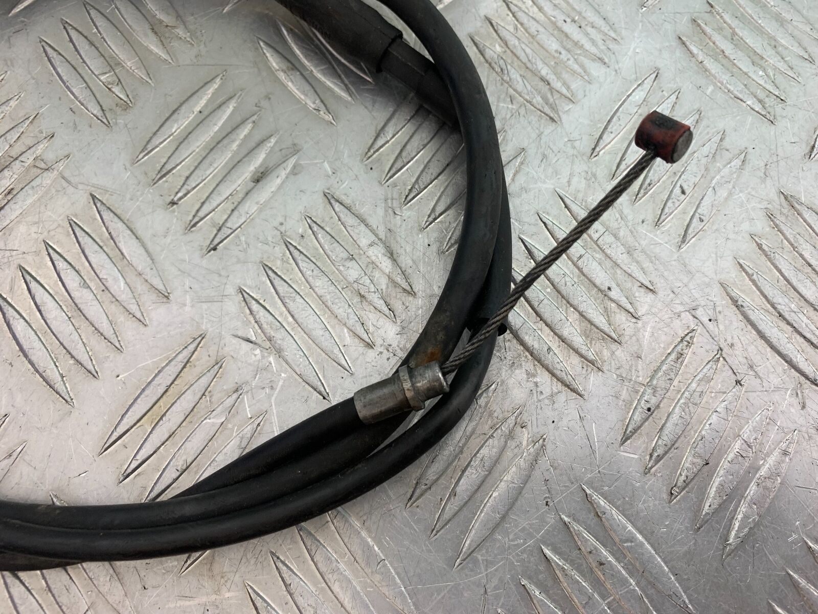 TRIUMPH THUNDERBIRD 1600 CLUTCH CABLE  YEAR 2011 (CMB1107)