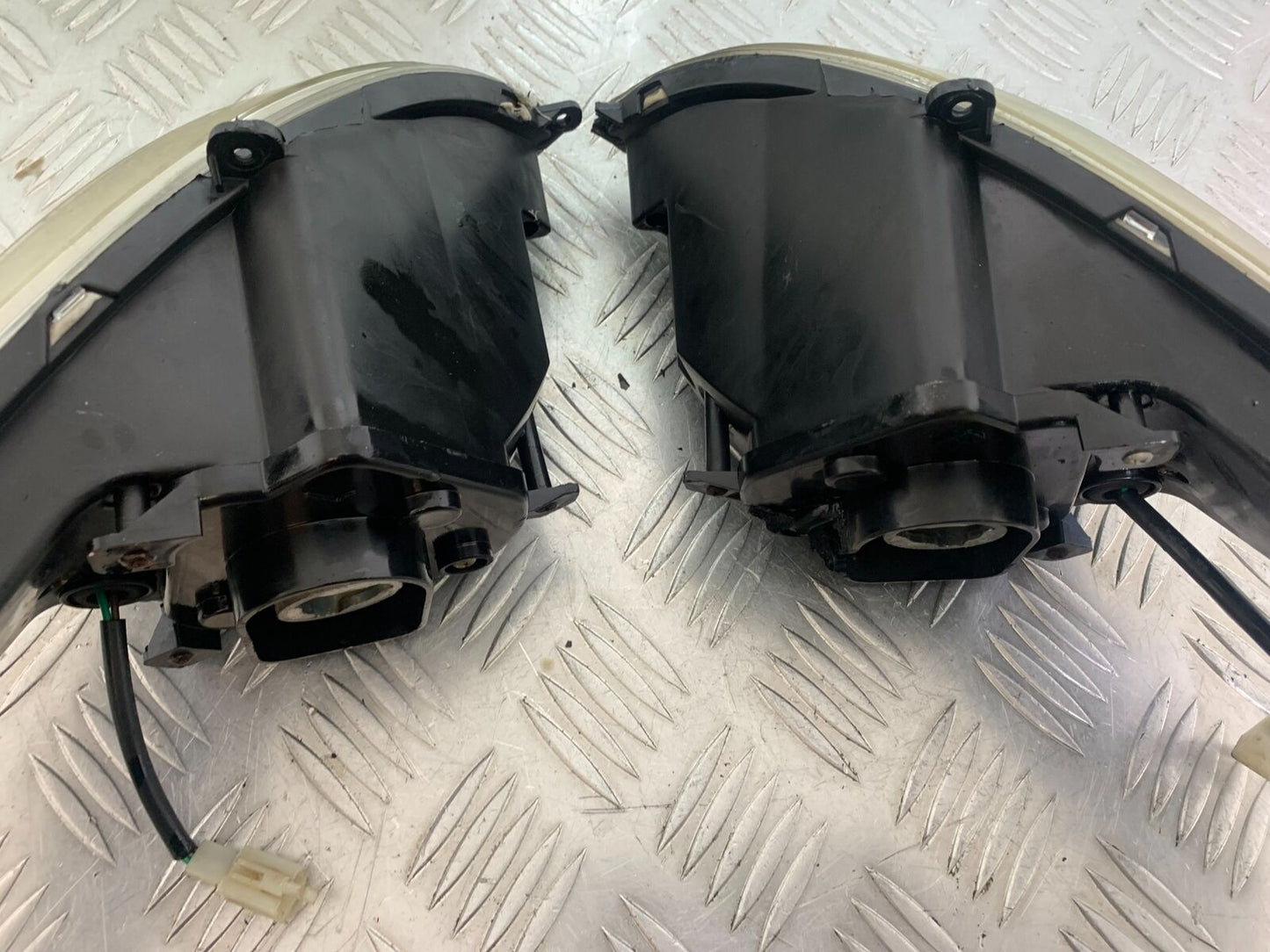 LEXMOTO MATADOR 125 JJ125T-17 HEADLIGHTS  (CMB1115)