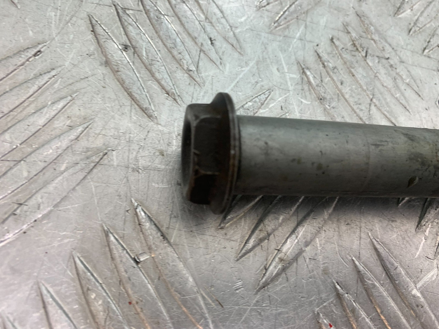 HONDA CBR600 CBR 600 FX FY FRONT WHEEL SPINDLE  YEAR 1999-2000 (CMB1287)