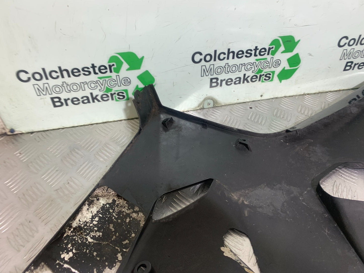 SUZUKI GSXR750 GSXR 750 K4 K5 RIGHT FAIRING  2004-2005 (CMB1319)