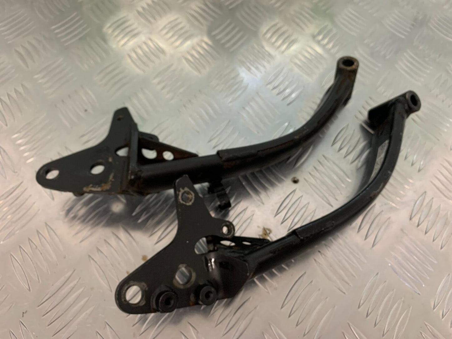 KAWASAKI Z1000 SX ENGINE MOUNTS   YEAR 2011-16 (STOCK 942)