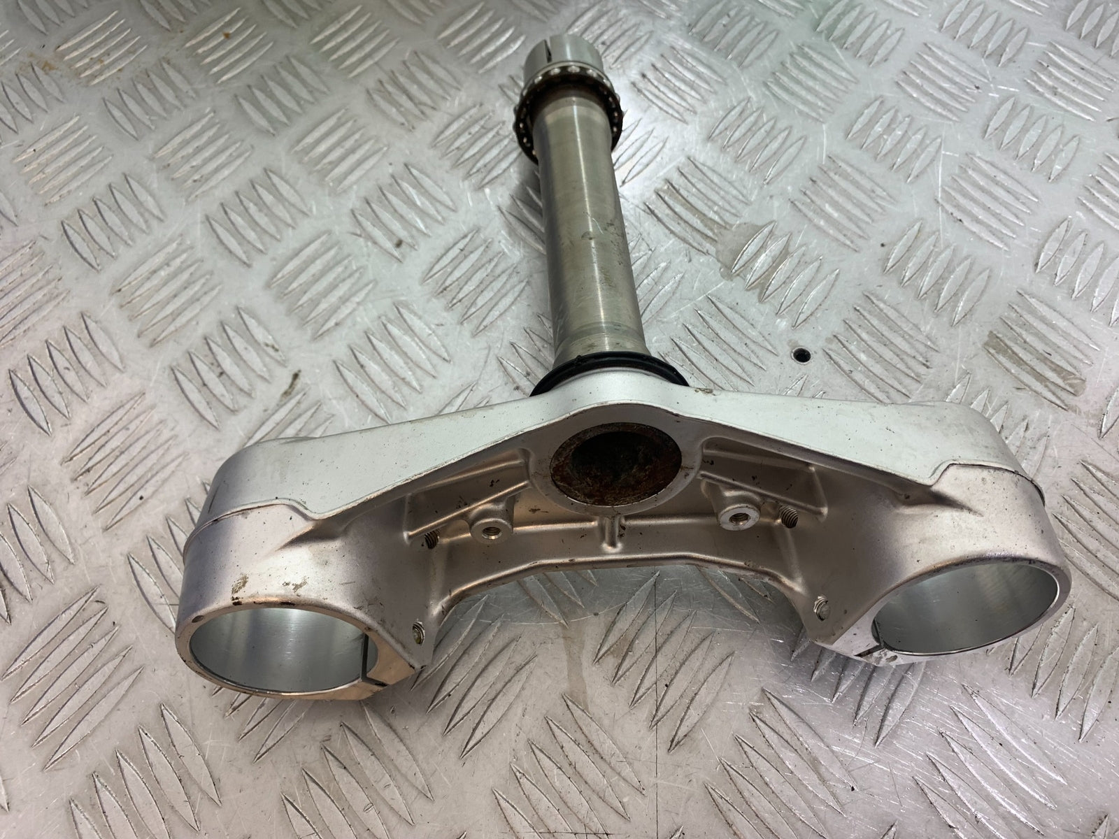 MV AGUSTA 800 F3 BOTTOM YOKE  YEAR 2013-2016 (CMB1152)