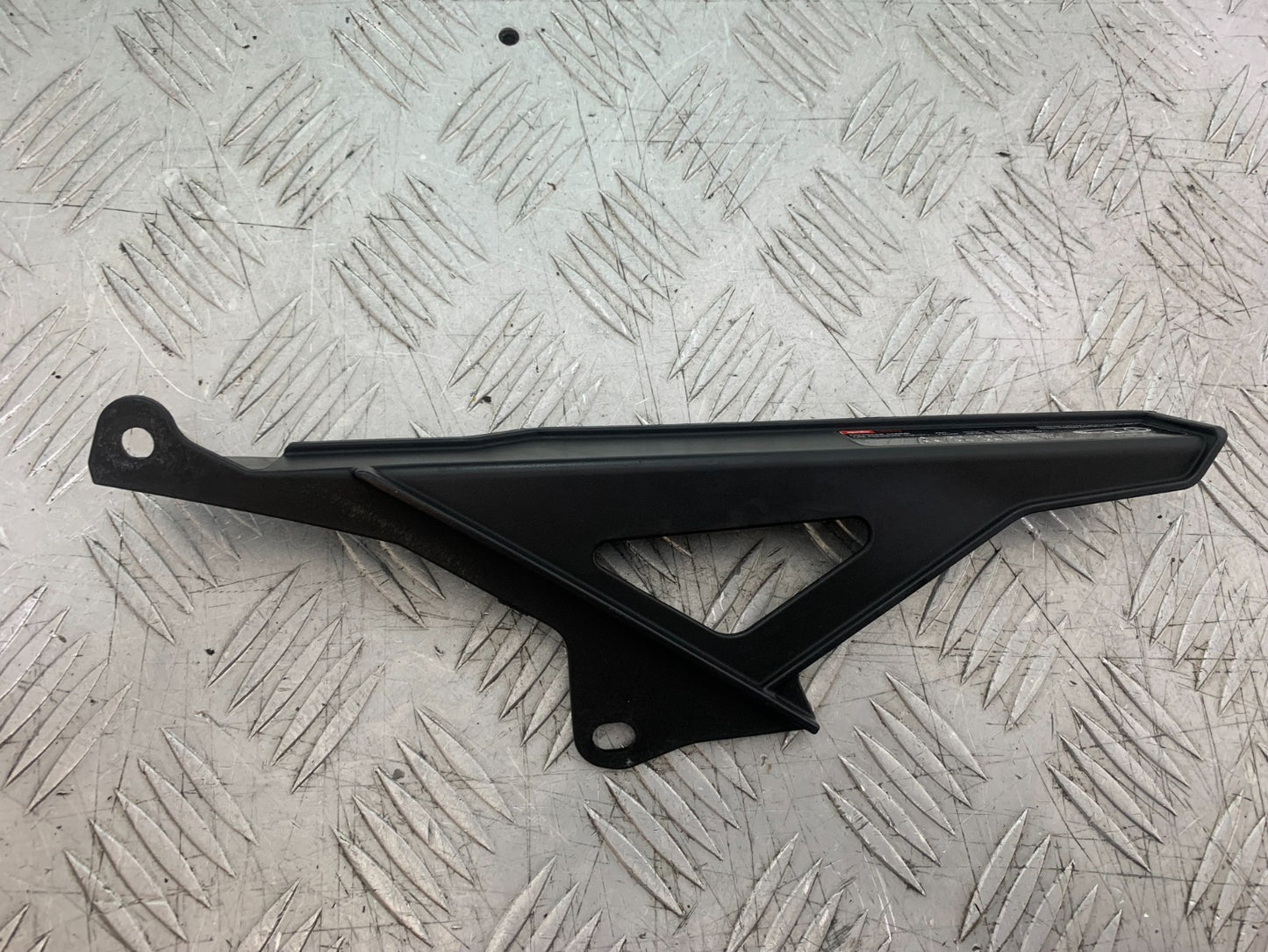 APRILIA TUONO 1000 V4R CHAIN GUARD   YEAR 2011-13  (CMB1331)
