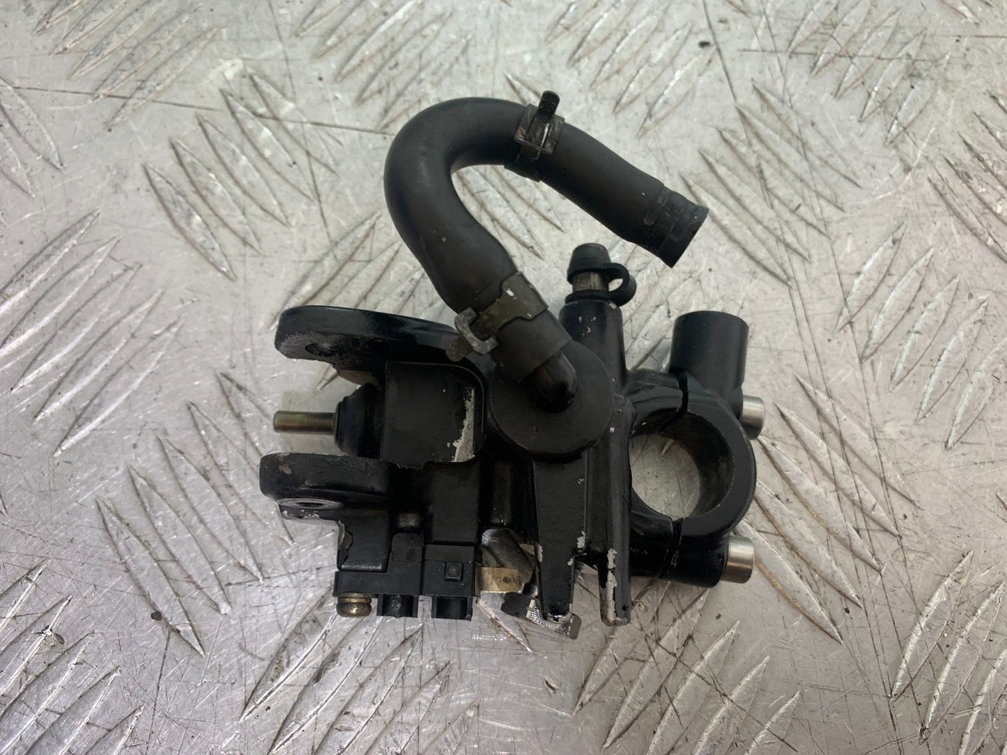 TRIUMPH 1050 SPEED TRIPLE FRONT MASTER CYLINDER YEAR 2005-2007 (CMB1322)
