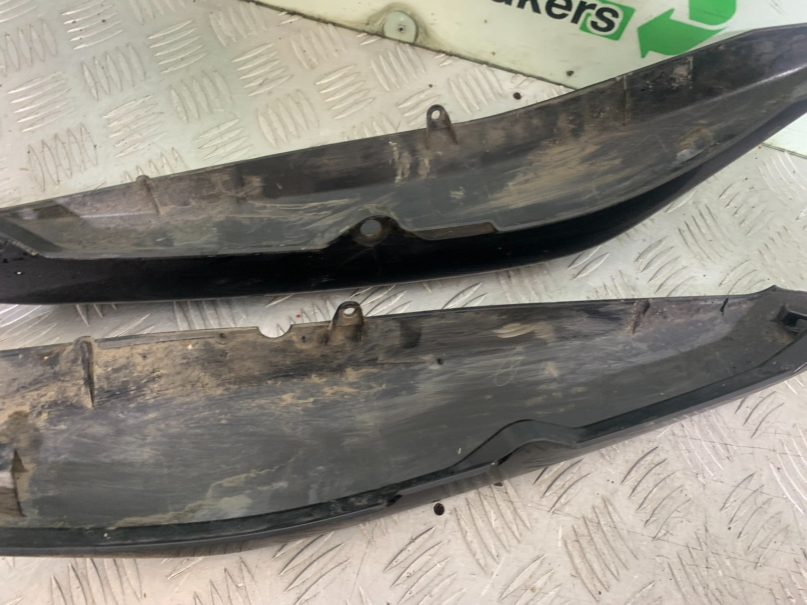 KAWASAKI ER6 F ER6F LEFT & RIGHT SEAT PANELS  YEAR 2005-2008 (CMB1277)
