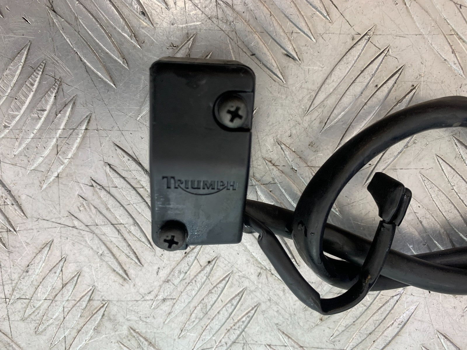 TRIUMPH SPEED TRIPLE R 1050 RIGHT SWITCH GEAR  2009 (CMB1183)
