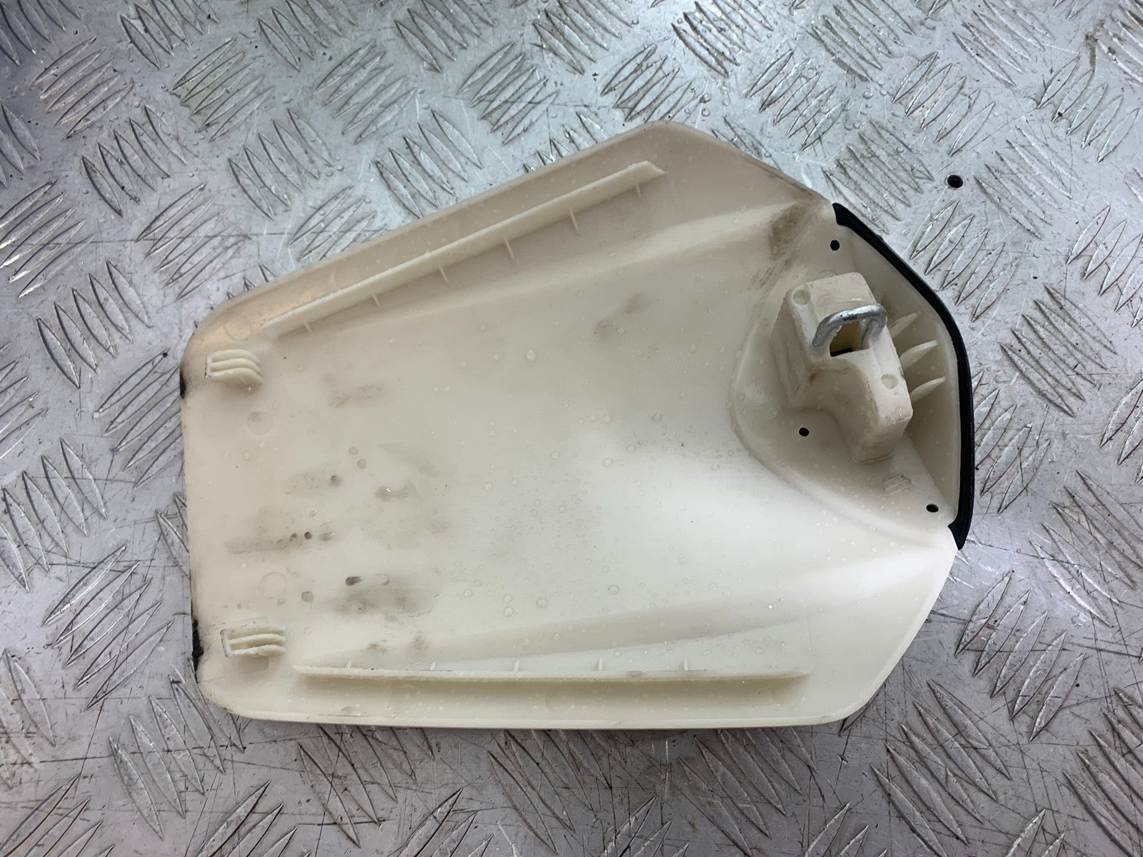 HONDA CBR1000 rr FIREBLADE REAR SEAT COWL  YEAR 2012-2016 (CMB1198)