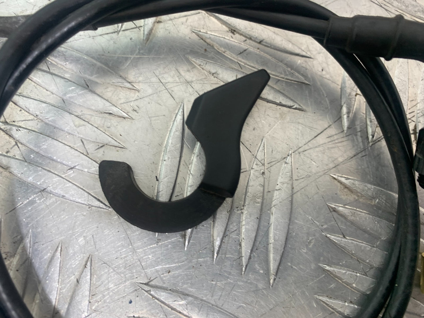 ROYAL ENFIELD HIMALAYAN 411 CHOKE LEVER AND CABLE  YEAR 2018-2023 (CMB1322)