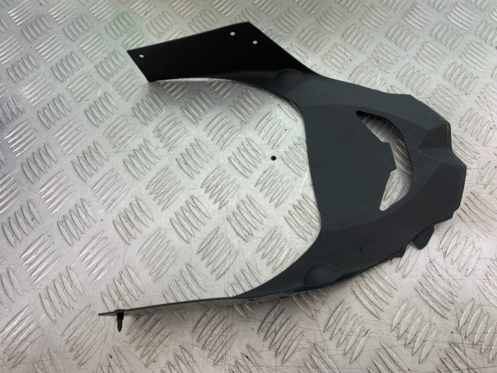 KAWASAKI Z1000 SX FAIRING V-PIECE   YEAR 2014-16 (CMB1264)
