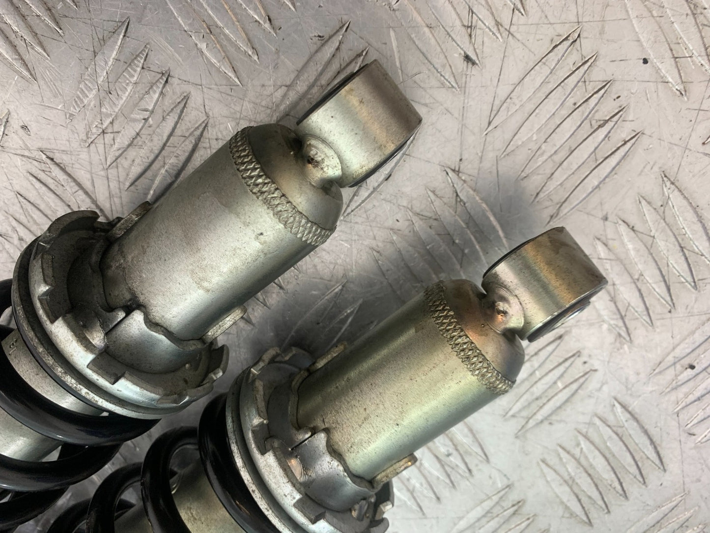 BSA 650 GOLD STAR REAR SHOCK YEAR 2022-2025 (CMB1262)