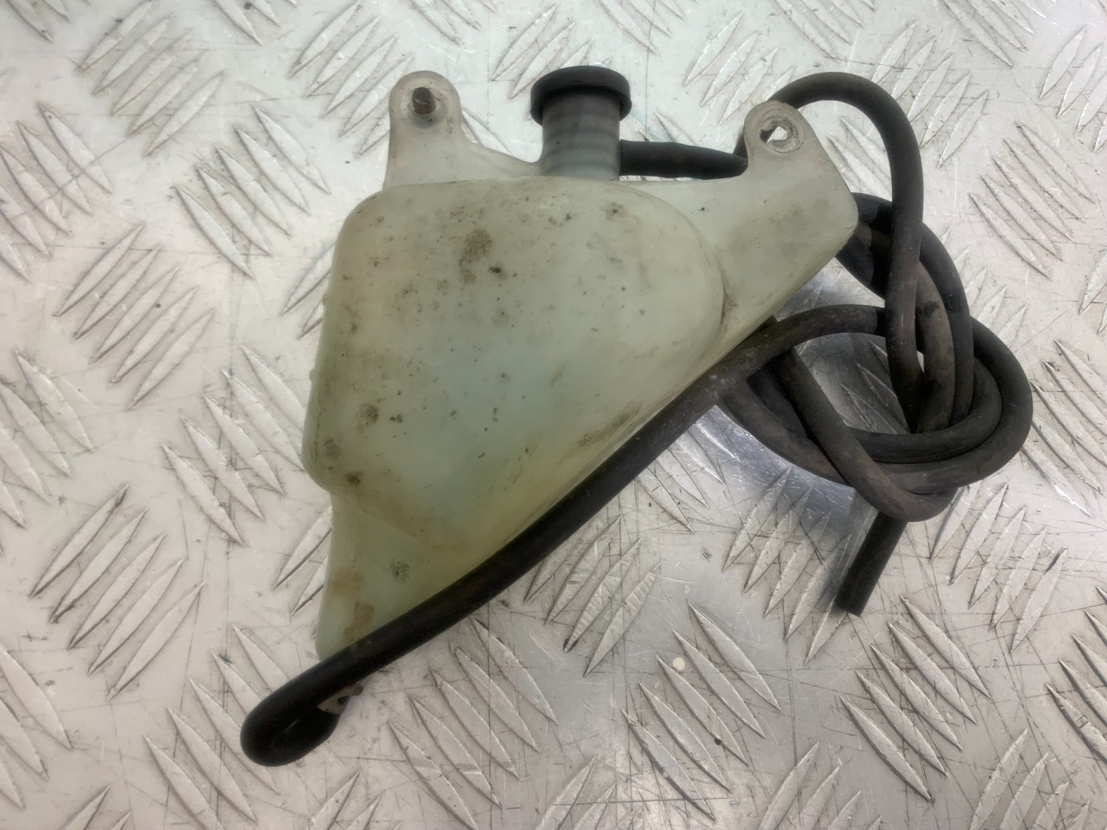 SUZUKI GSXR600 GSXR 600 K1 K2 K3 COOLANT BOTTLE  1999-03 (CMB1284)