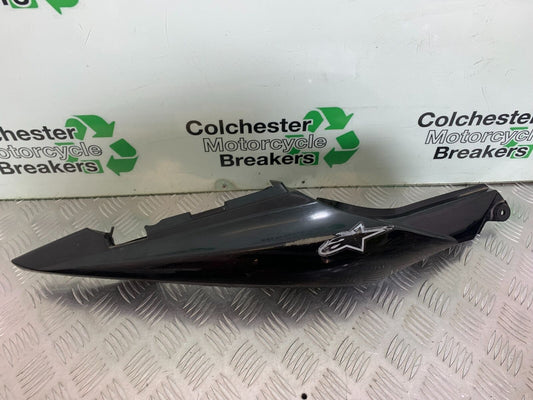 SUZUKI SV650 SV 650 RIGHT SEAT PANEL    YEAR 2003-2006 (CMB1024)
