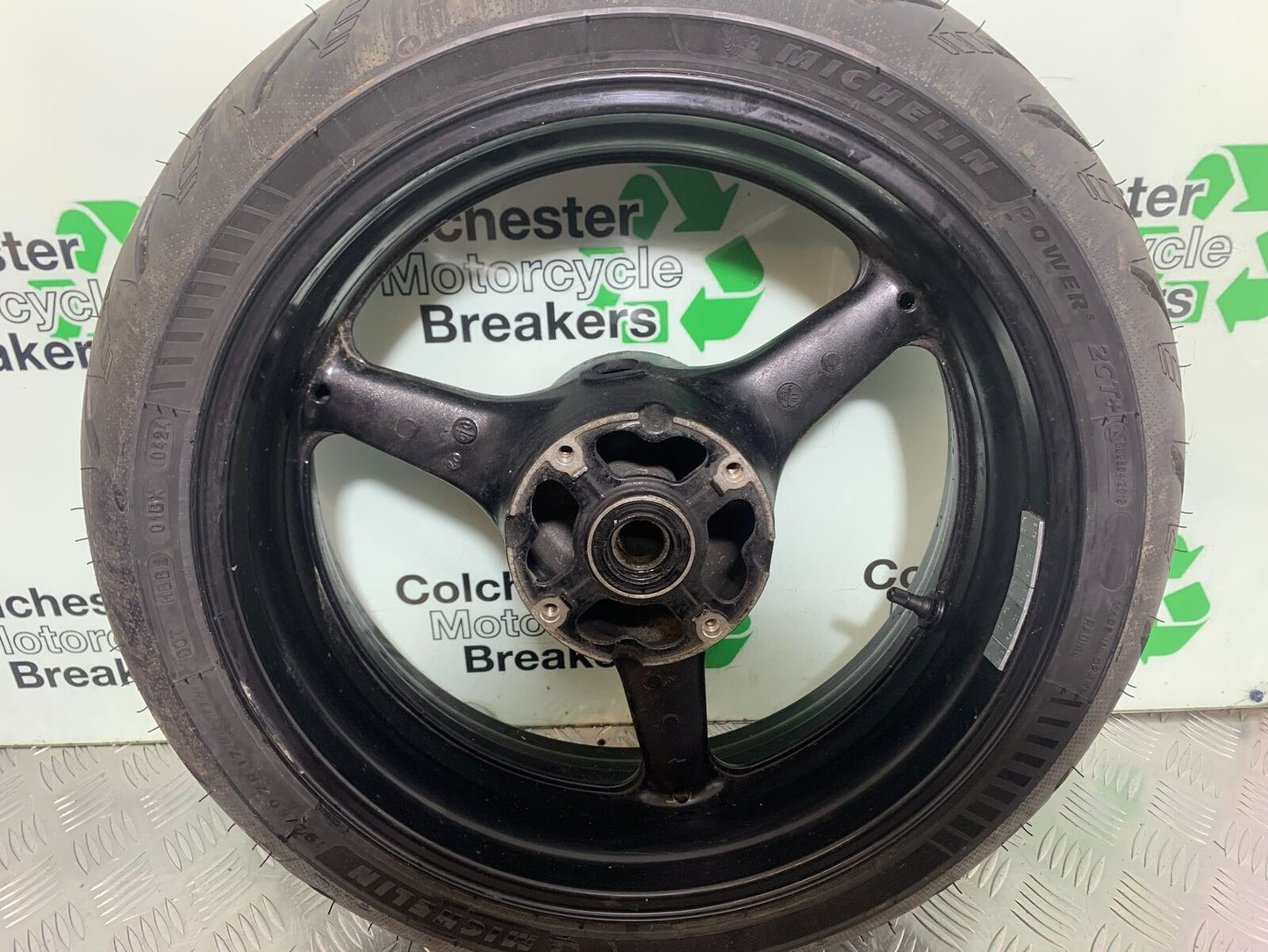 HONDA CBR1000 rr FIREBLADE REAR WHEEL (VERY GOOD TYRE)  2008-2011 (CMB1037)