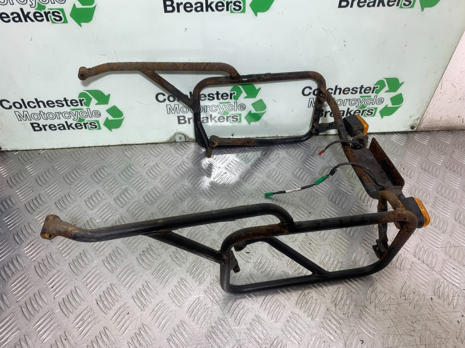 ROYAL ENFIELD HIMALAYAN 411 PANNIER RAILS   YEAR 2018-2023 (CMB1279)