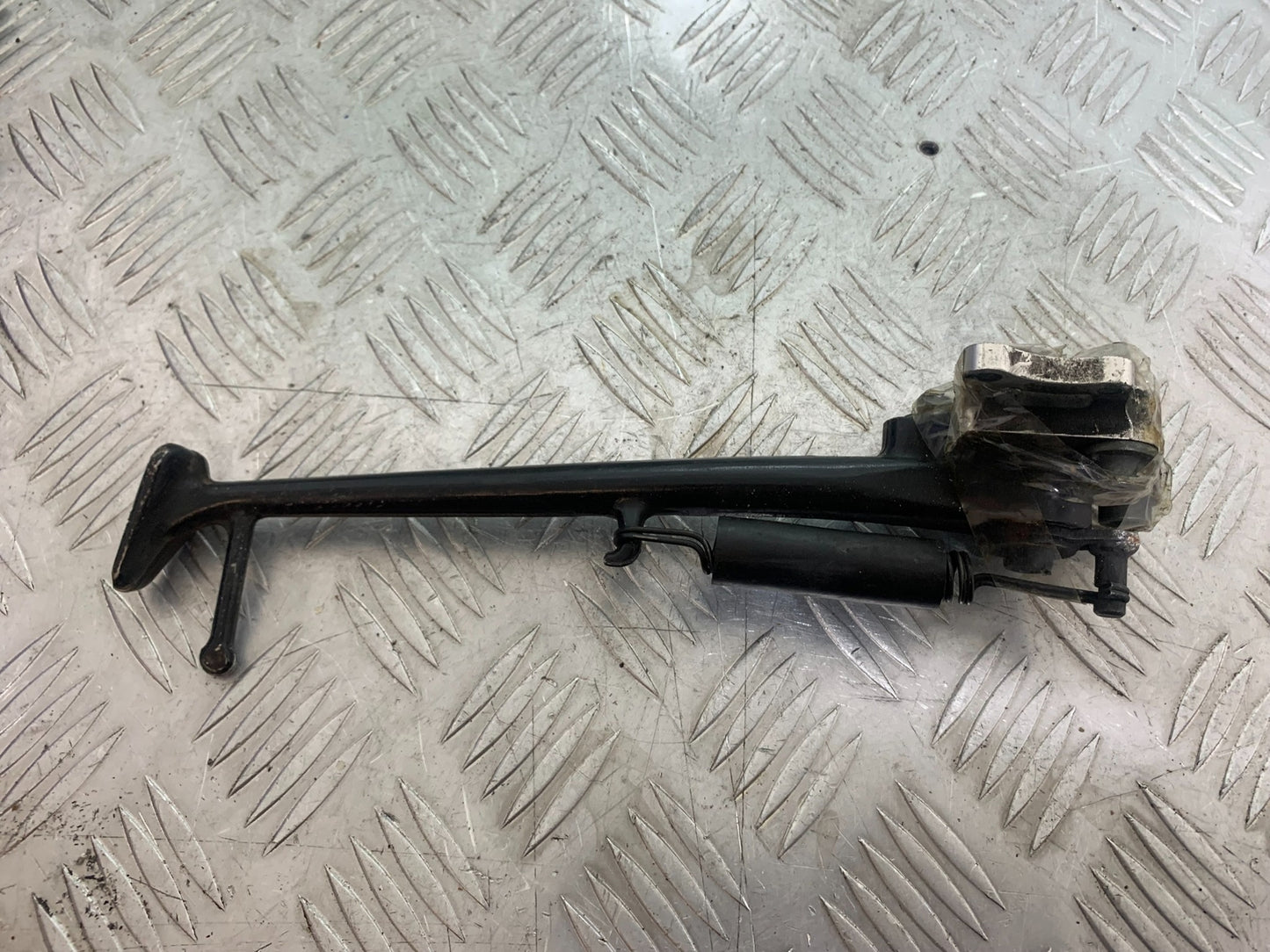 YAMAHA YZF R1 SIDE STAND   YEAR 2004-2006 (CMB1155)