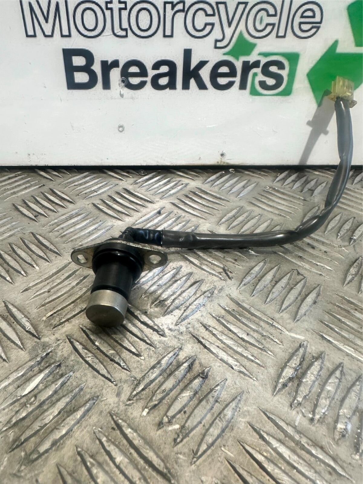 HONDA CBR1100 XX BLACKBIRD SPEEDO SENSOR YEAR 1996-1998 (CMB1017)