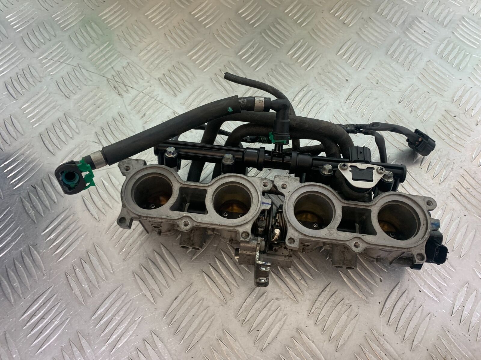 HONDA CBR650 F CBR 650F THROTTLE BODIES  YEAR 2014-17  (CMB1130)