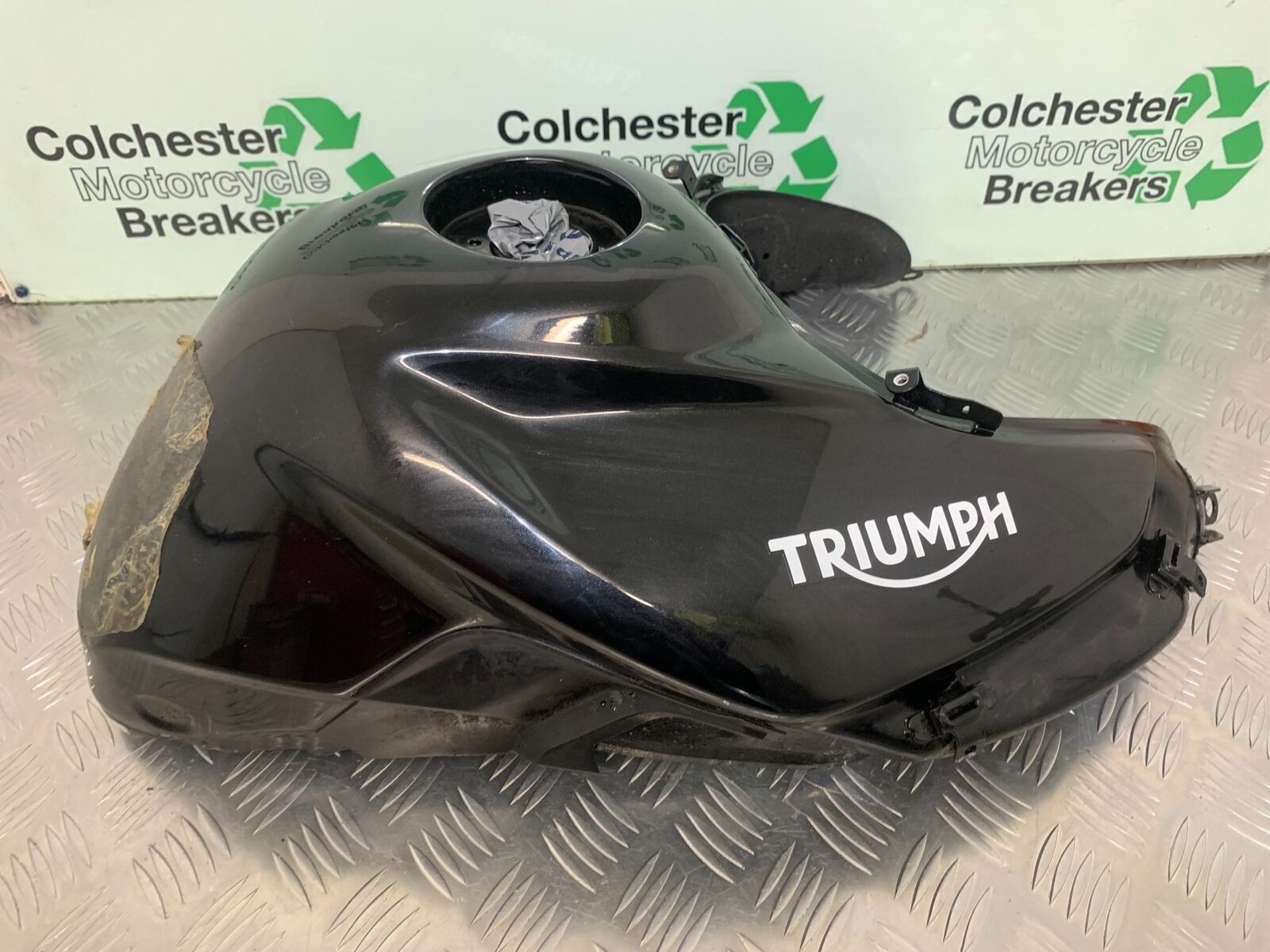 TRIUMPH TIGER 800 XCX PETROL TANK YEAR 2015-2017  (STOCK 966)