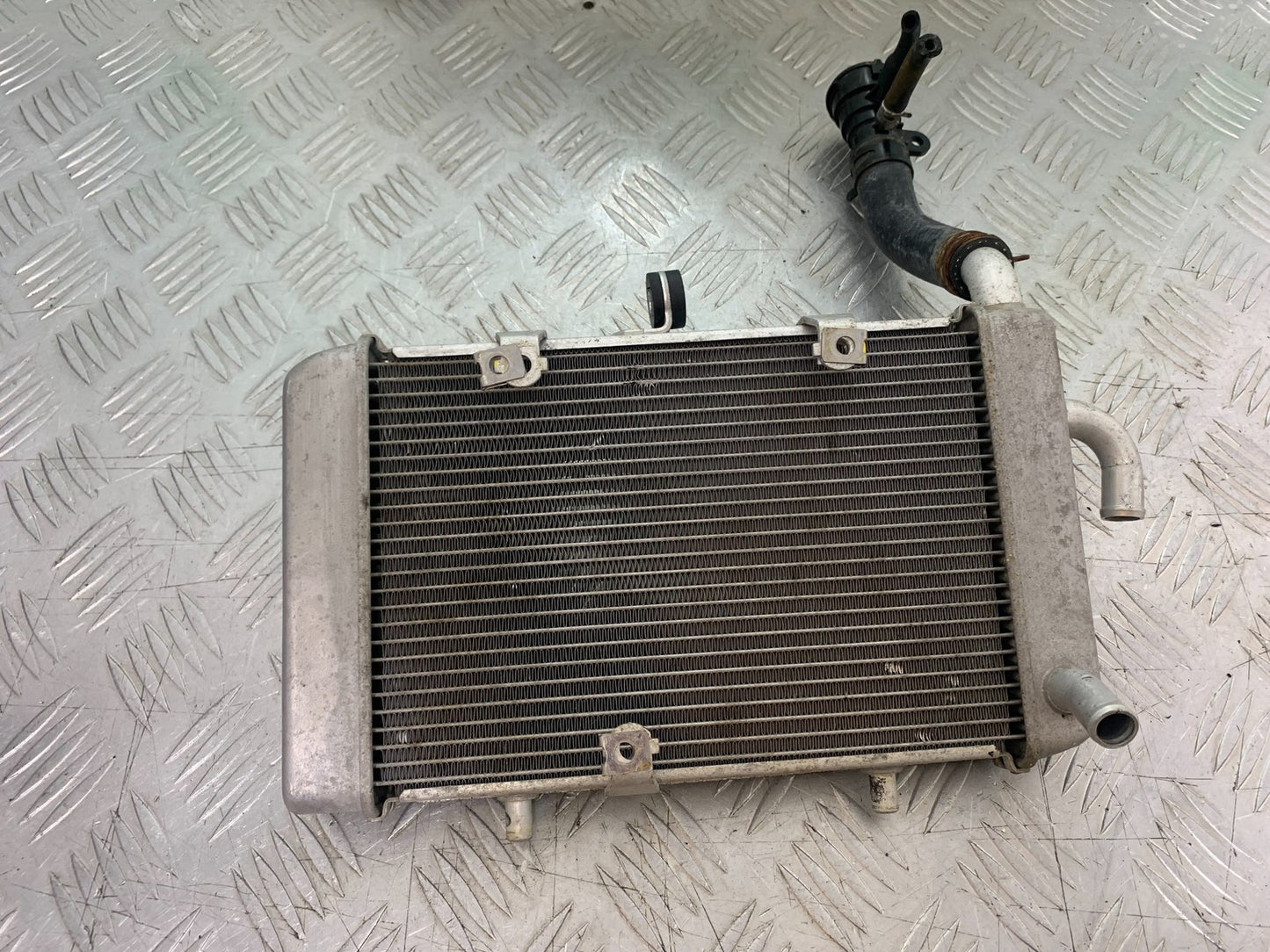YAMAHA XMAX 300 RADIATOR  YEAR 2017-2020 (CMB1218)