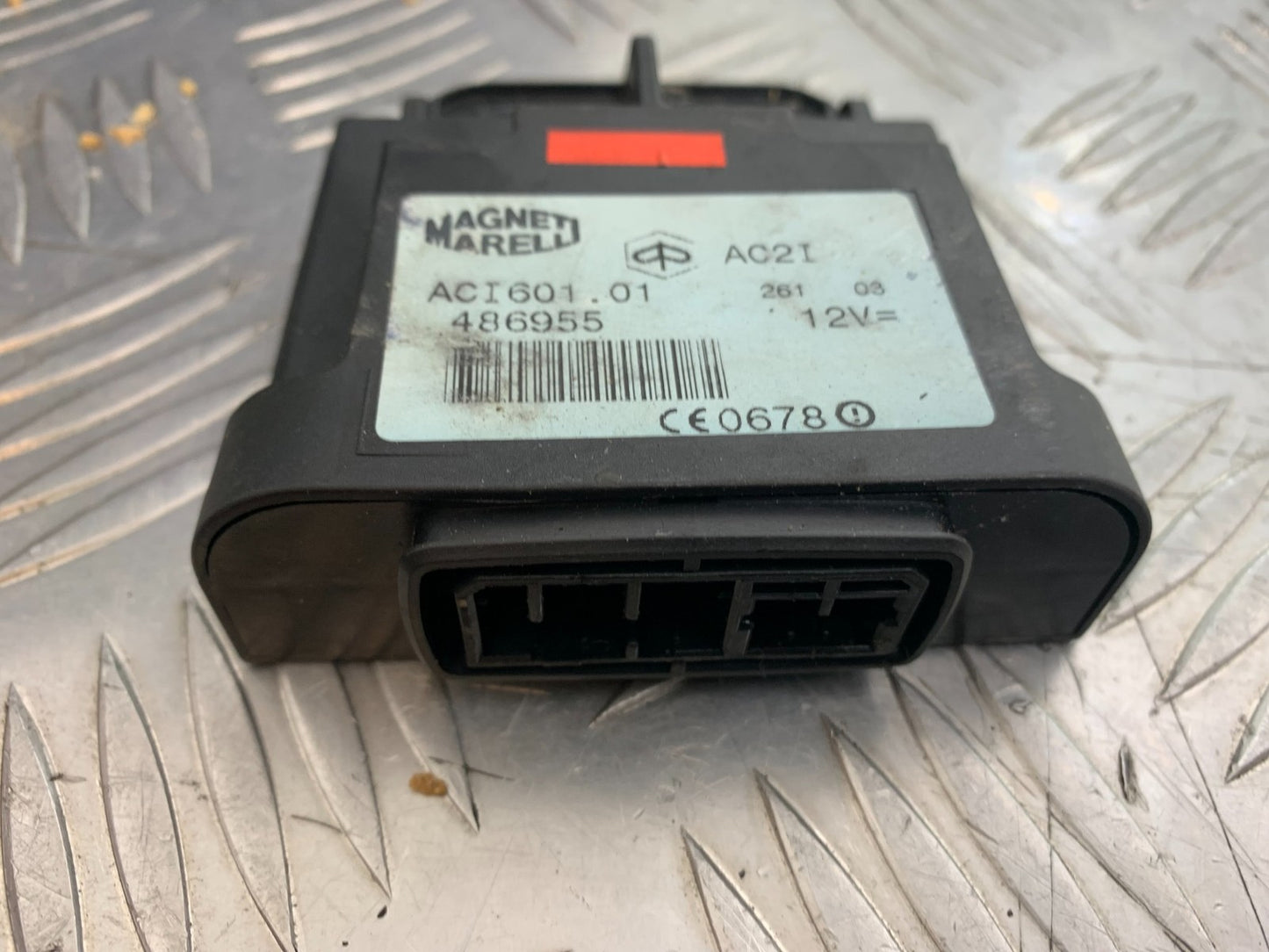 PIAGGIO VESPA GT125 L ECU  YEAR 2003 (CMB1300)