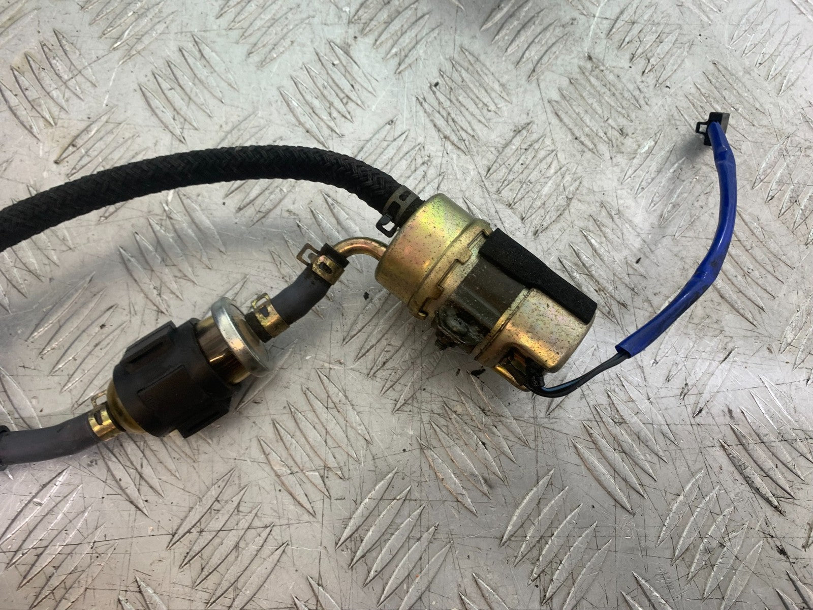 YAMAHA XJ900 XJ 900 DIVERSION PETROL PUMP  YEAR 1994-2002 (CMB1292)