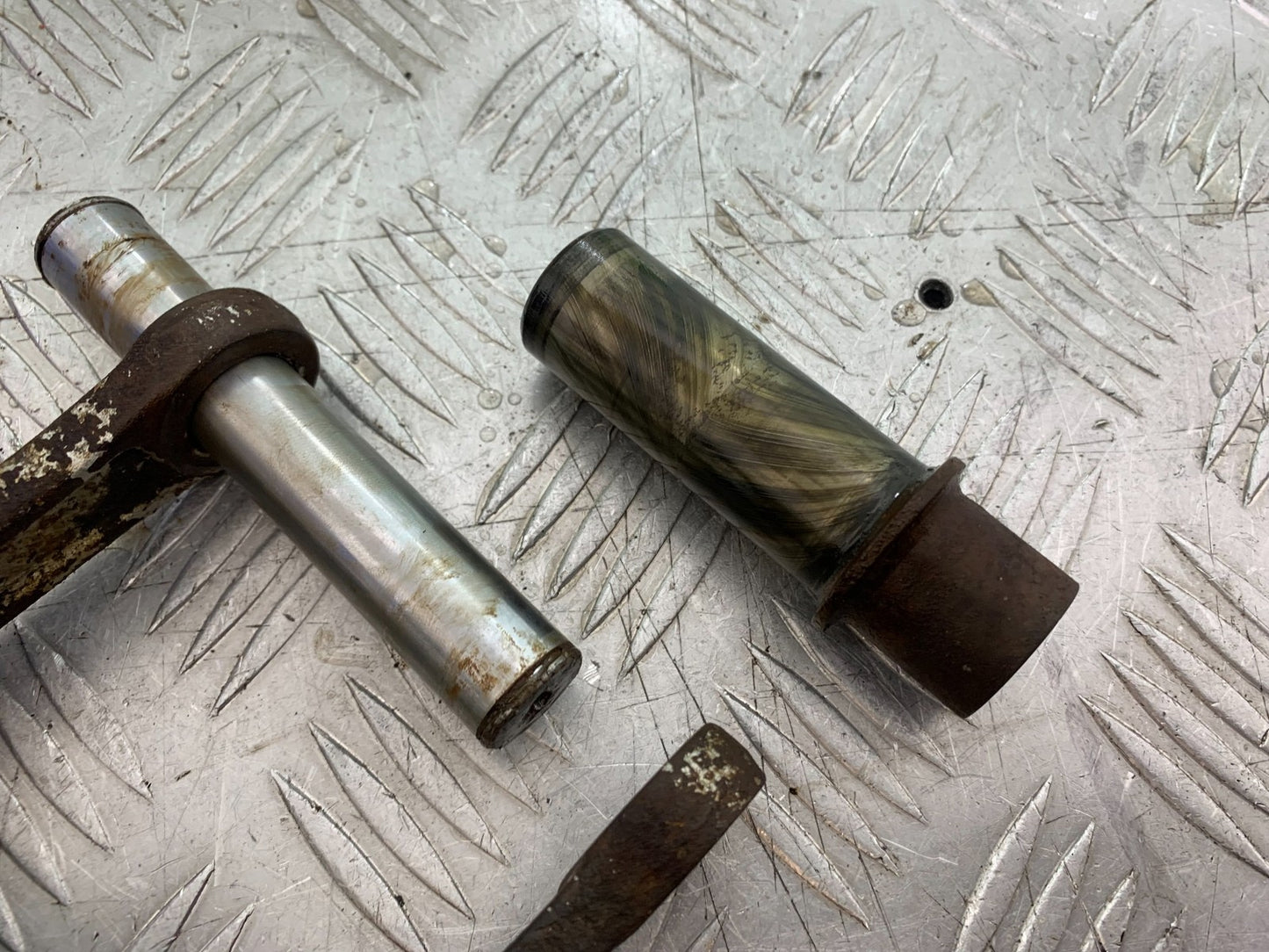 KAWASAKI KLR250 KLR 250 REAR SHOCK LINKAGE  YEAR 1984-2001 (CMB1225)
