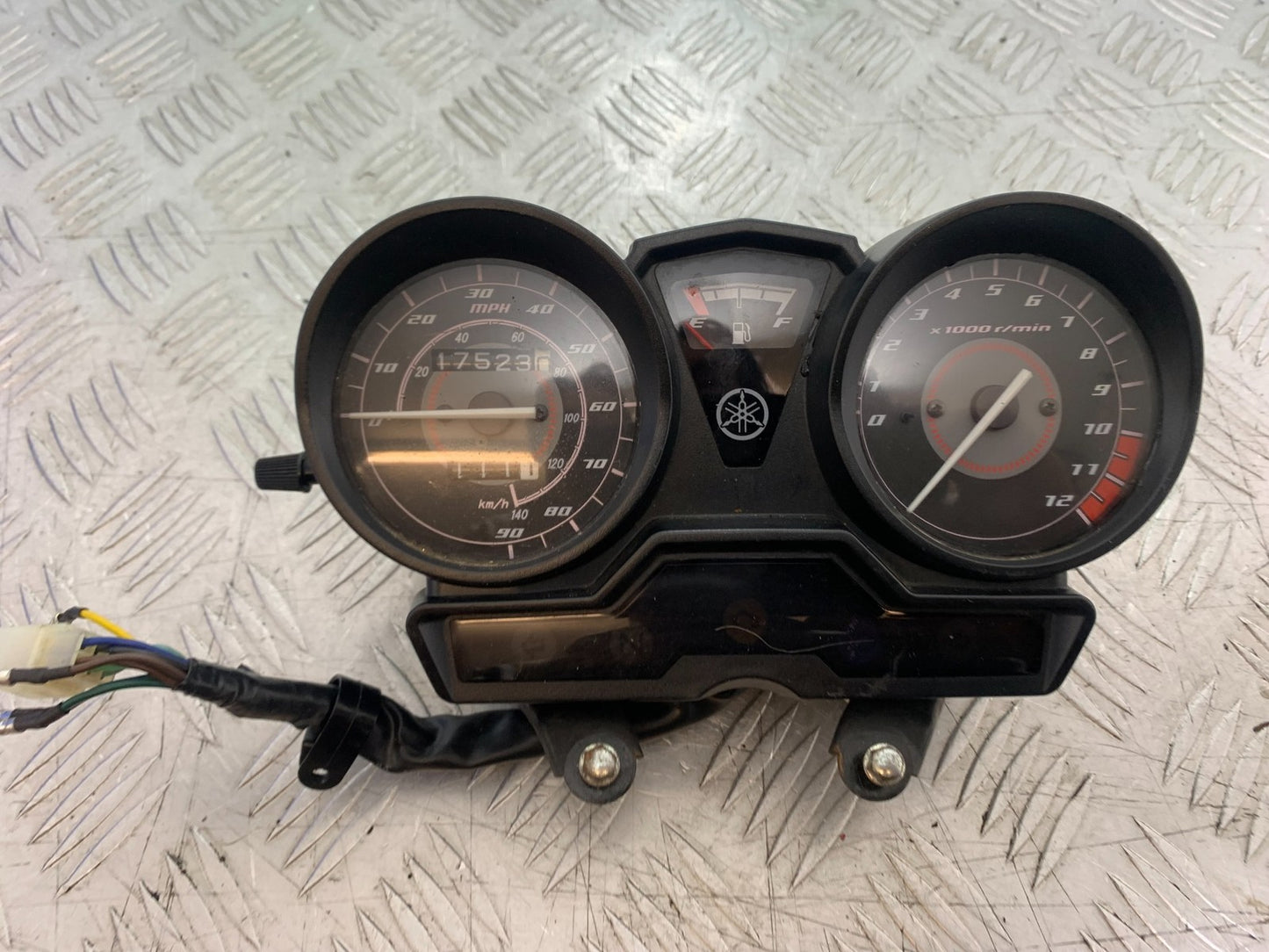 YAMAHA YBR125 YBR 125 CLOCKS SPEEDO DASH (17.523 MILES) YEAR 2010-2017 (CMB1252)